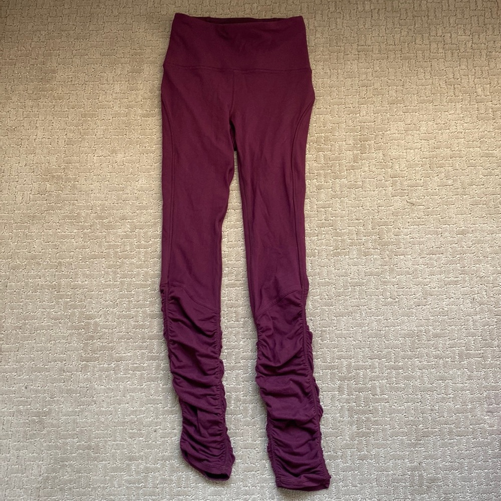 Lululemon burgundy ruched leggings